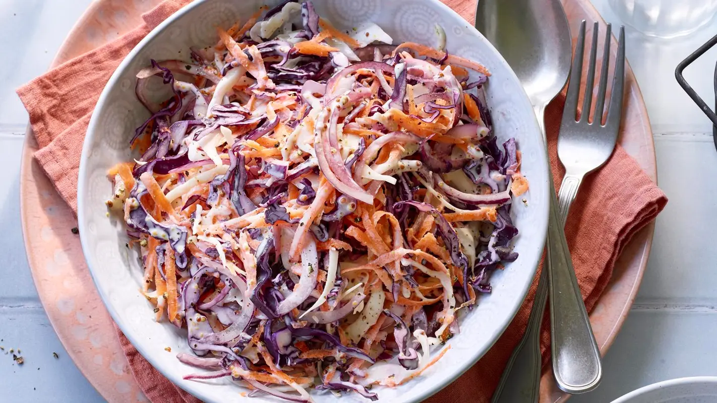 Coleslaw, ready to serve