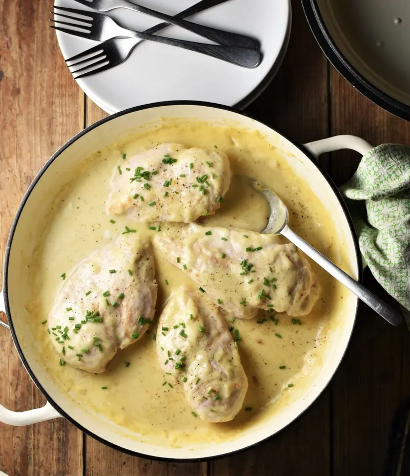 Chicken in White Sauce, ready to serve