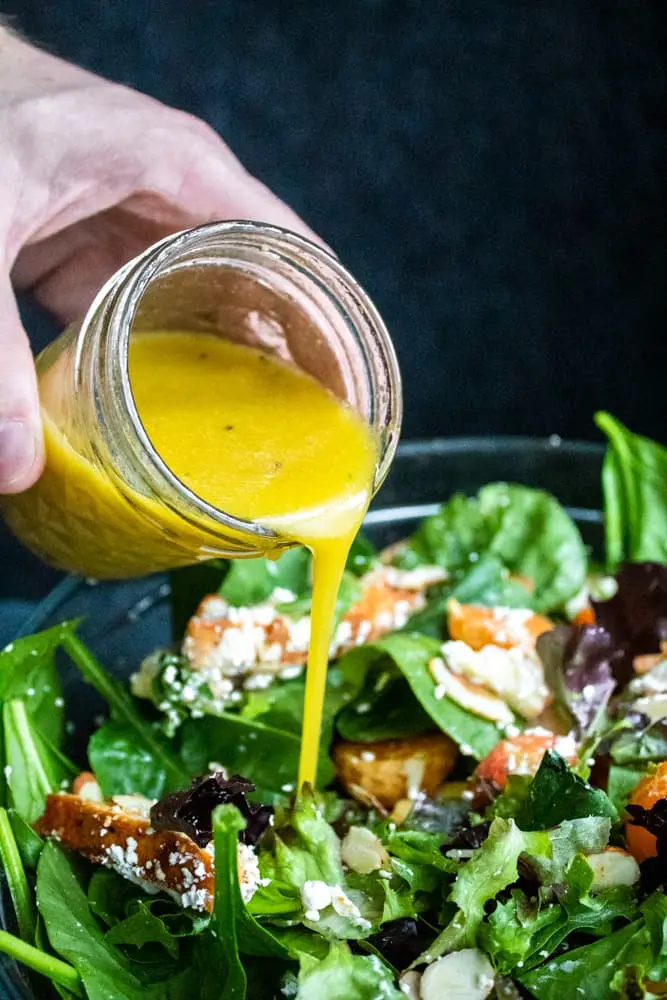 Honey Vinaigrette, ready to serve