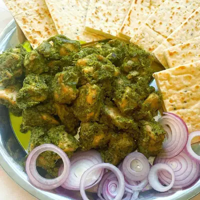 Chicken Tikka in Hara Masala