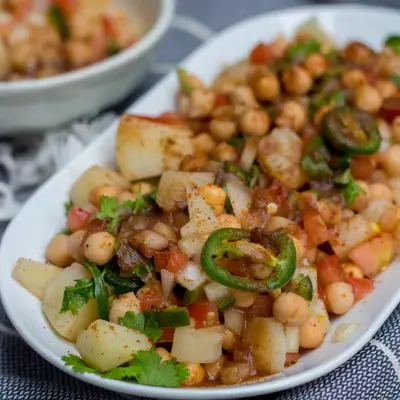 Aloo Cholay (Chickpea & Potato Chaat)